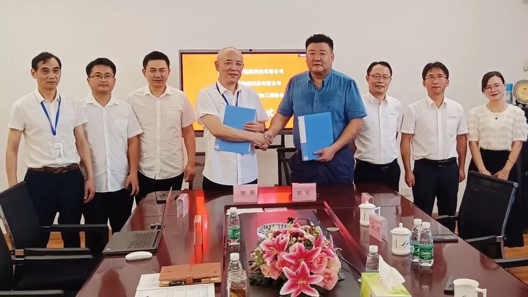 興儲世紀和江蘇翔鷹簽訂戰(zhàn)略合作協(xié)議